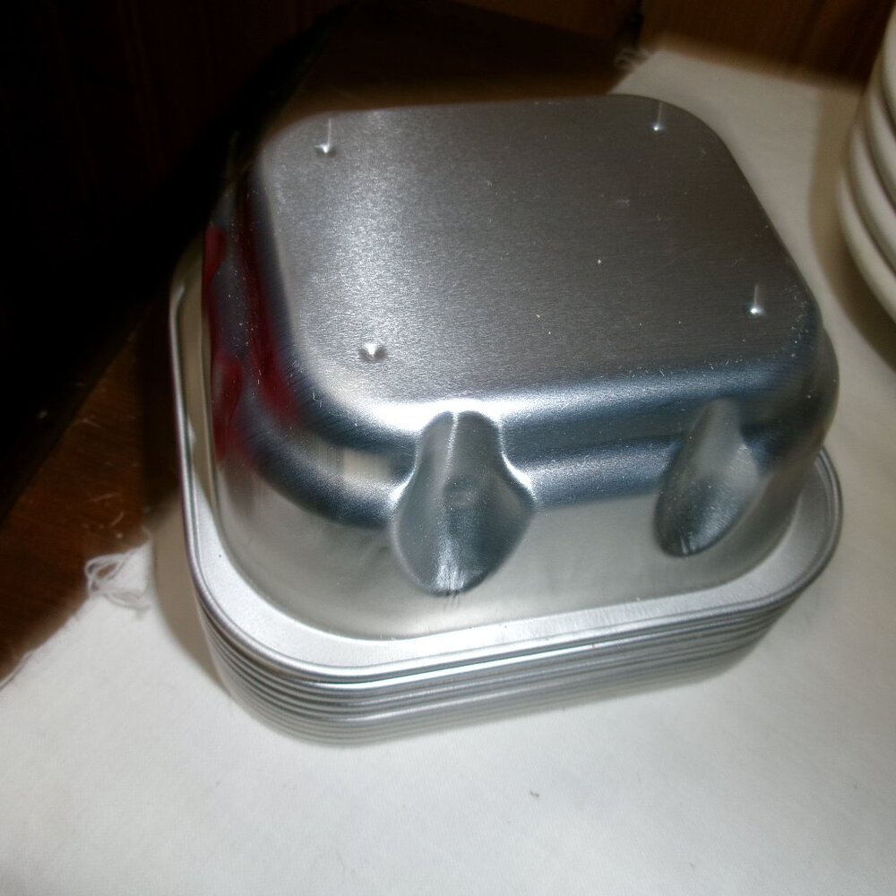 10 - tin Jello cake molds never used MCM VINTAGE